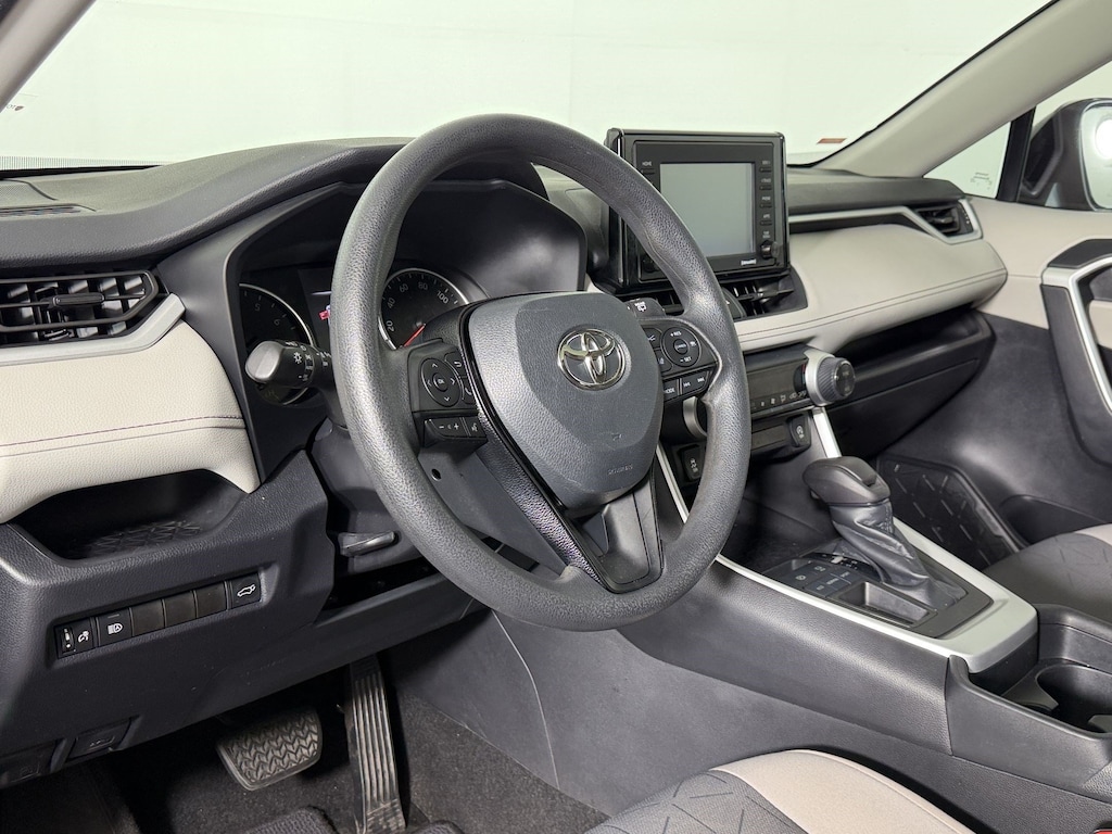 Used 2021 Toyota RAV4 XLE SUV