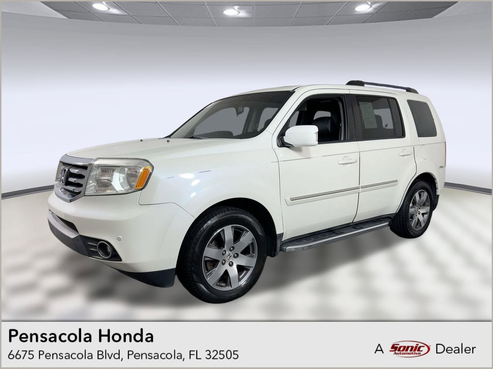 2015 Honda Pilot Touring's photo