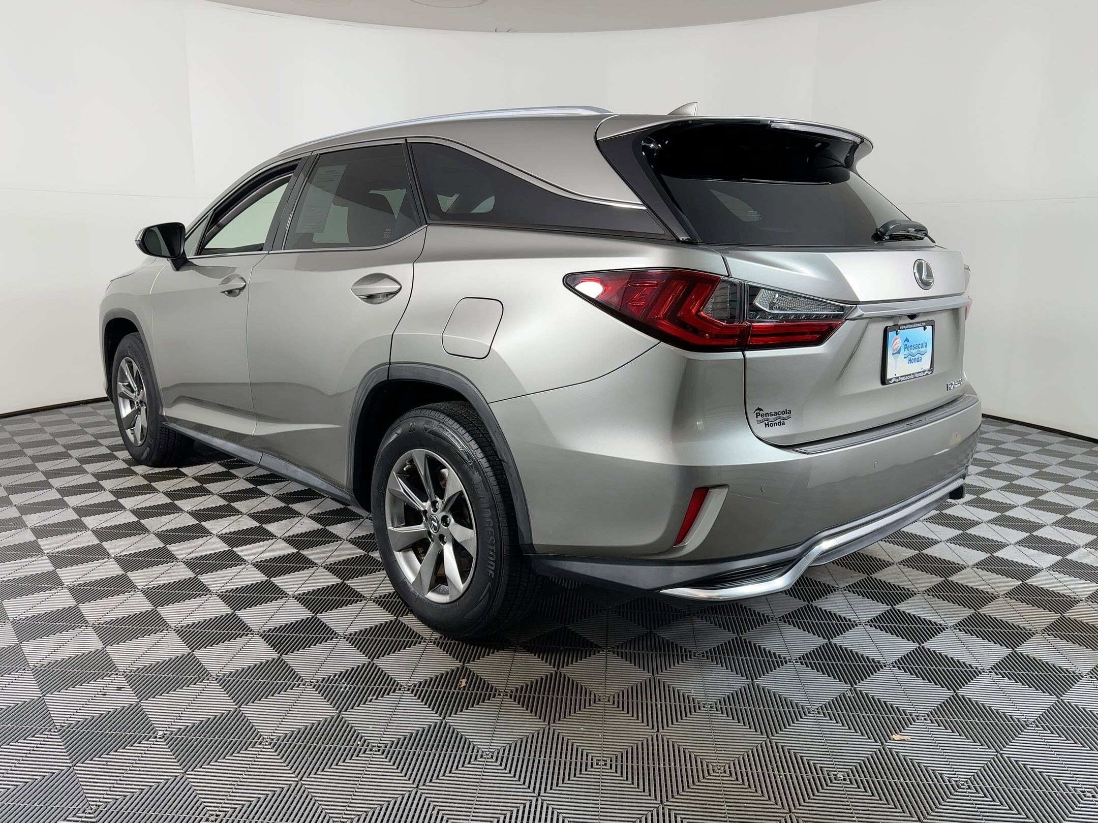 2019 Lexus RX 350L Premium photo 3