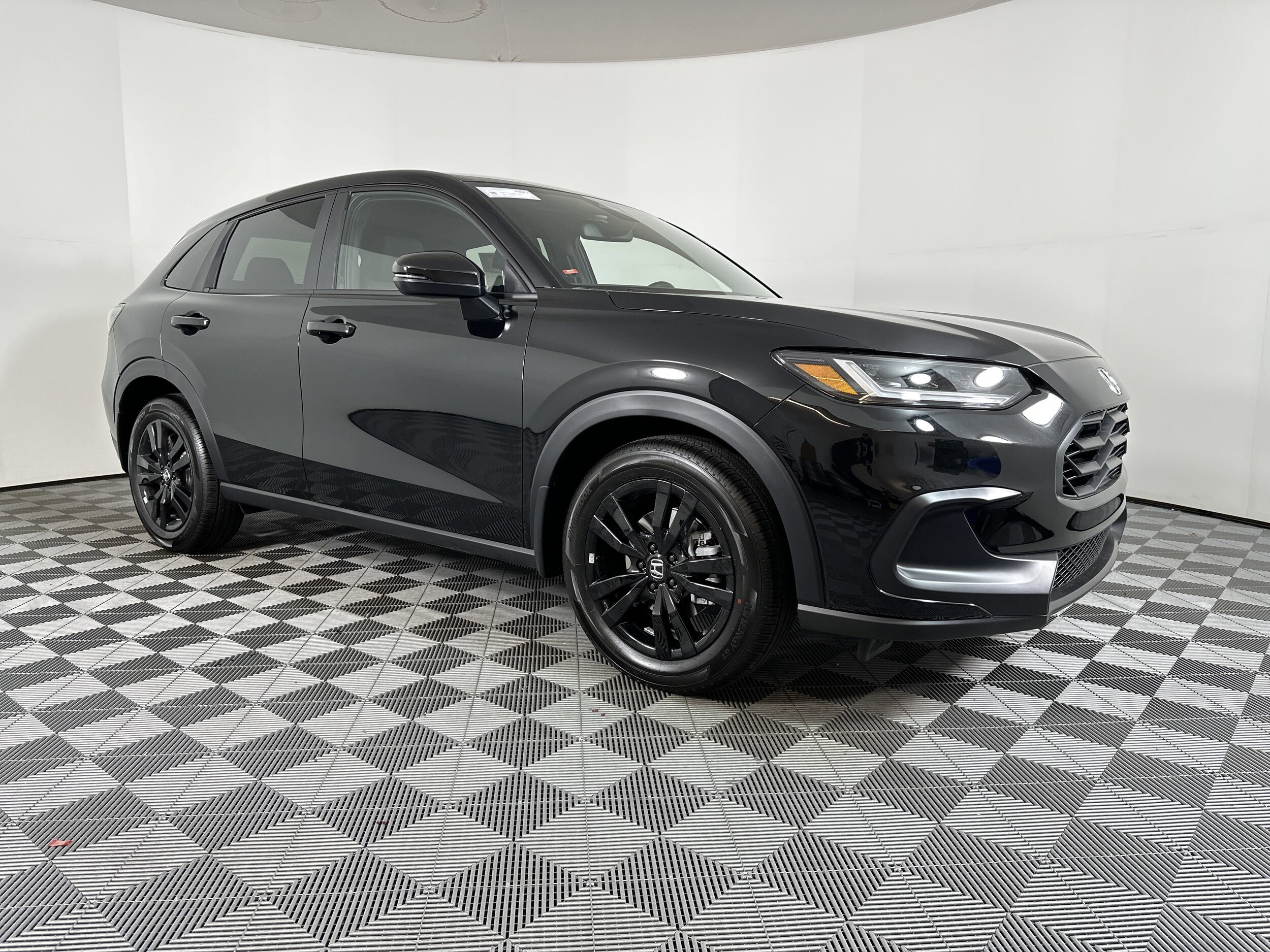 2026 Honda HR-V Sport photo 2