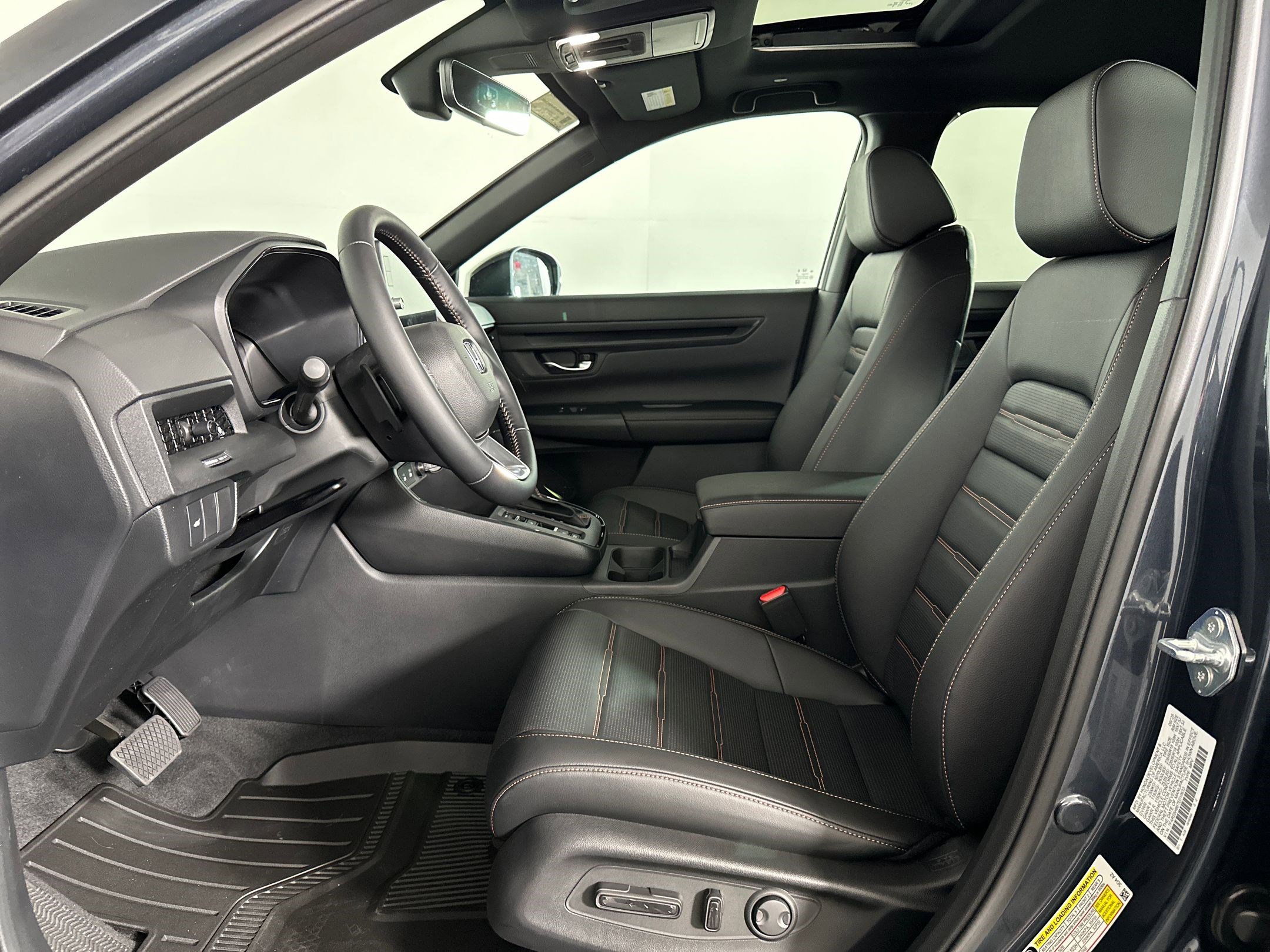 2026 Honda CR-V Hybrid Sport-L photo 4