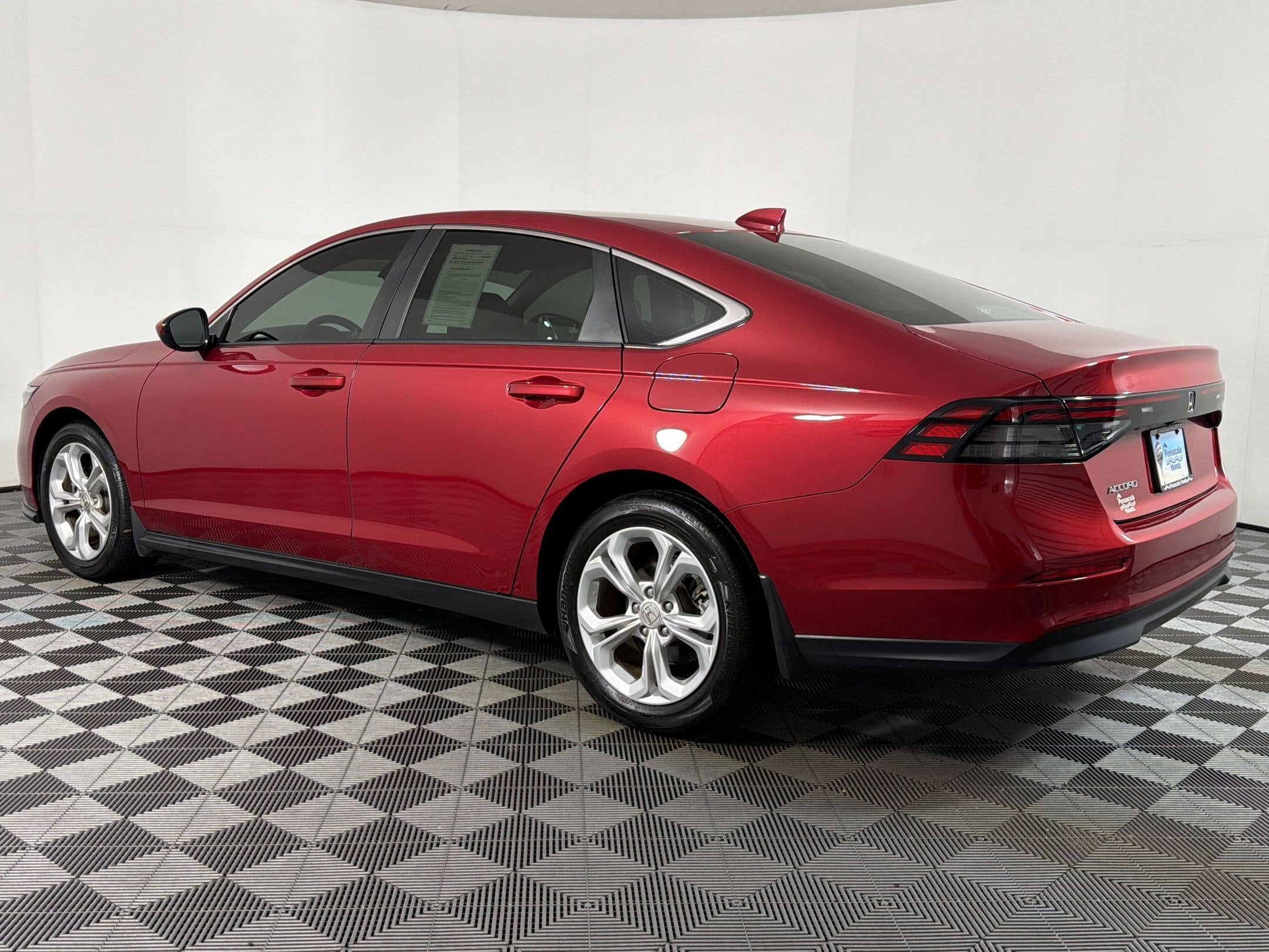 1HGCY1F28RA083271