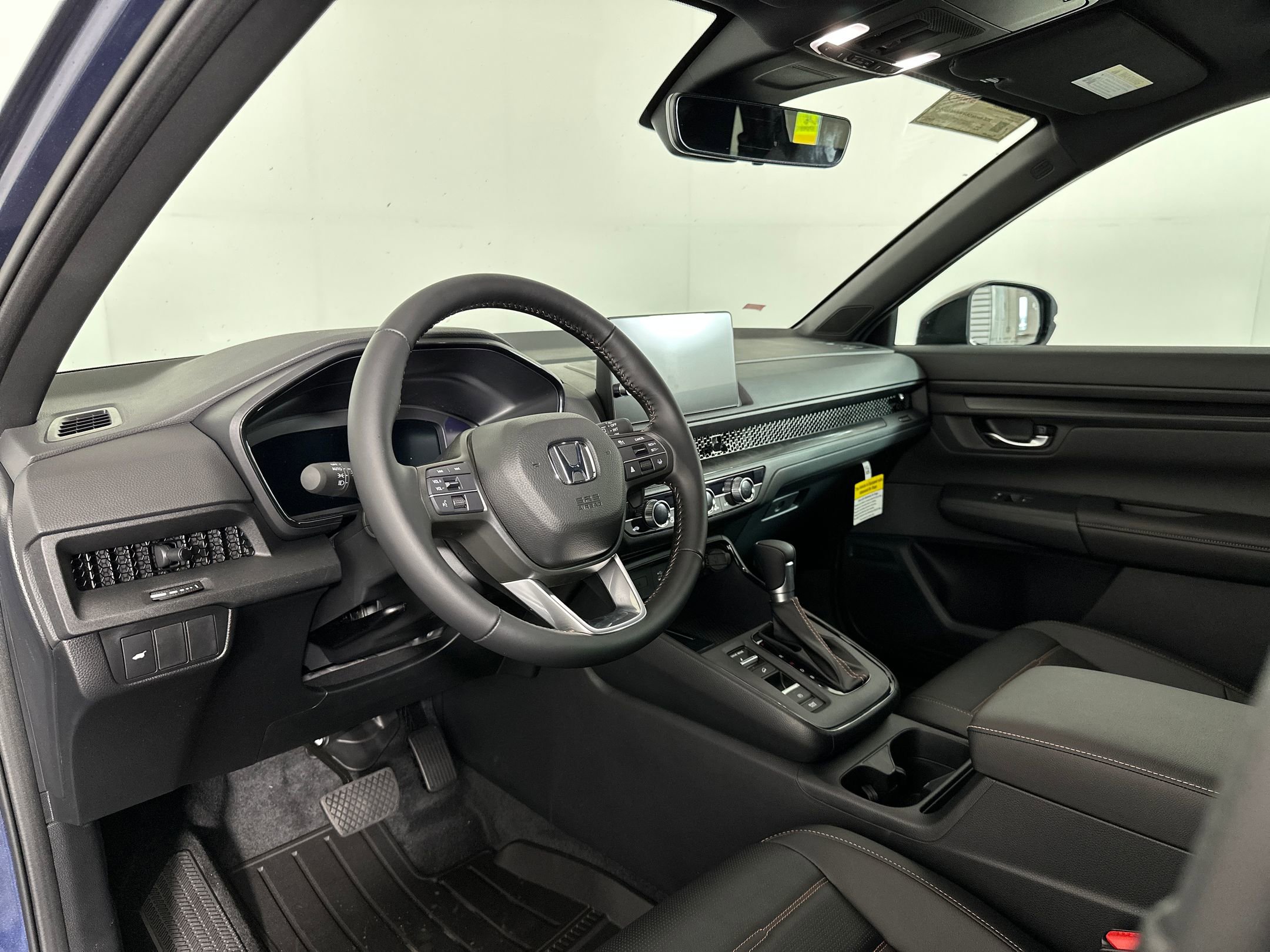 2026 Honda CR-V Hybrid Sport-L photo 2
