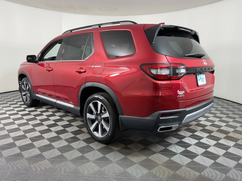 New 2025 Honda Pilot Touring SUV