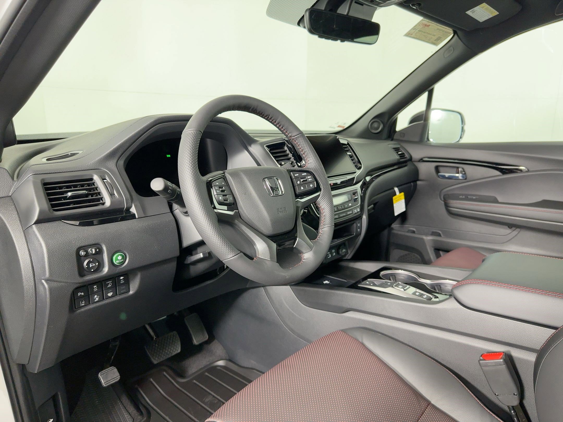 2026 Honda Ridgeline Black Edition photo 3