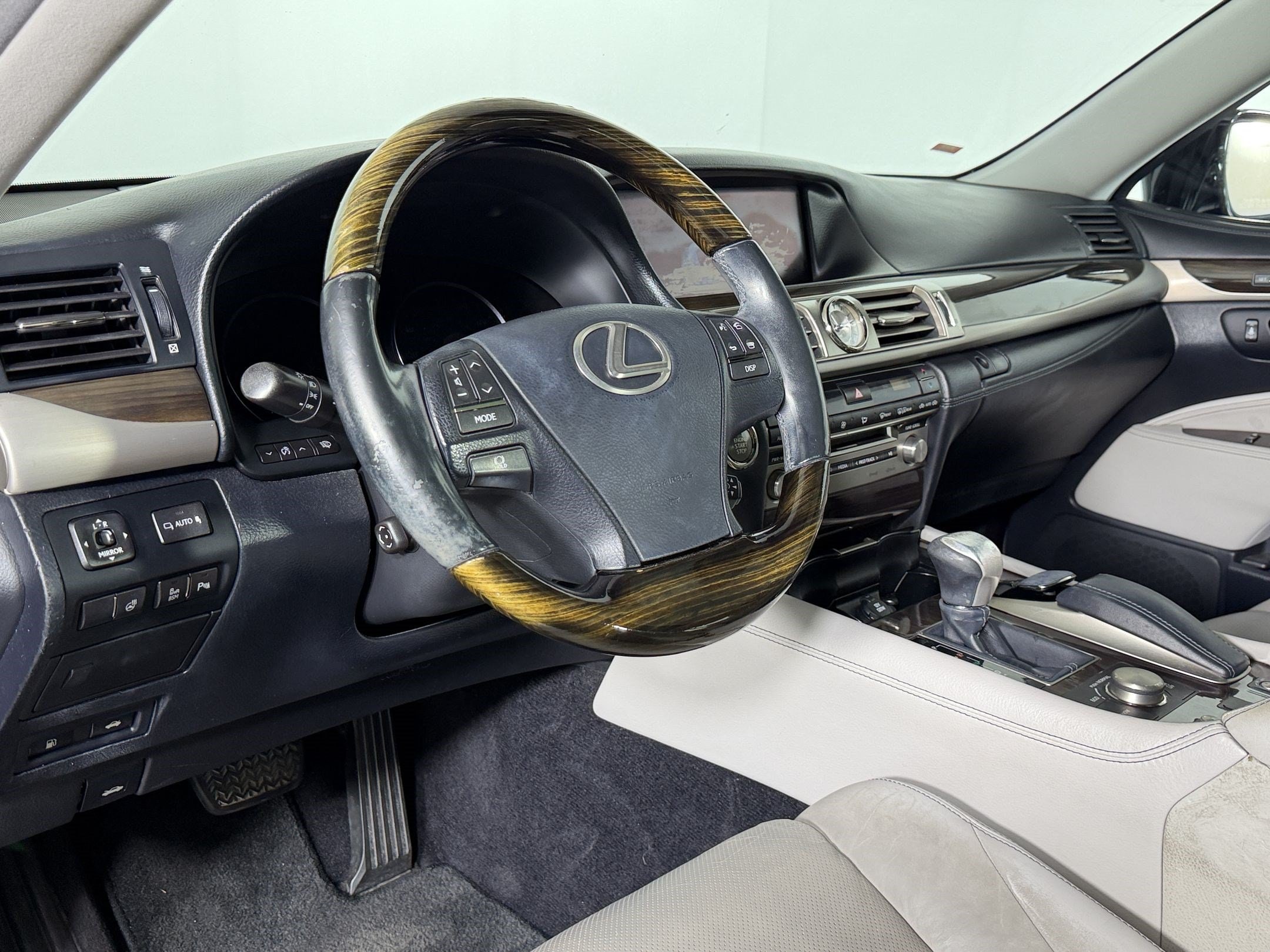 2014 LEXUS LS 460 LS 460 (4dr Sdn RWD) Sedan