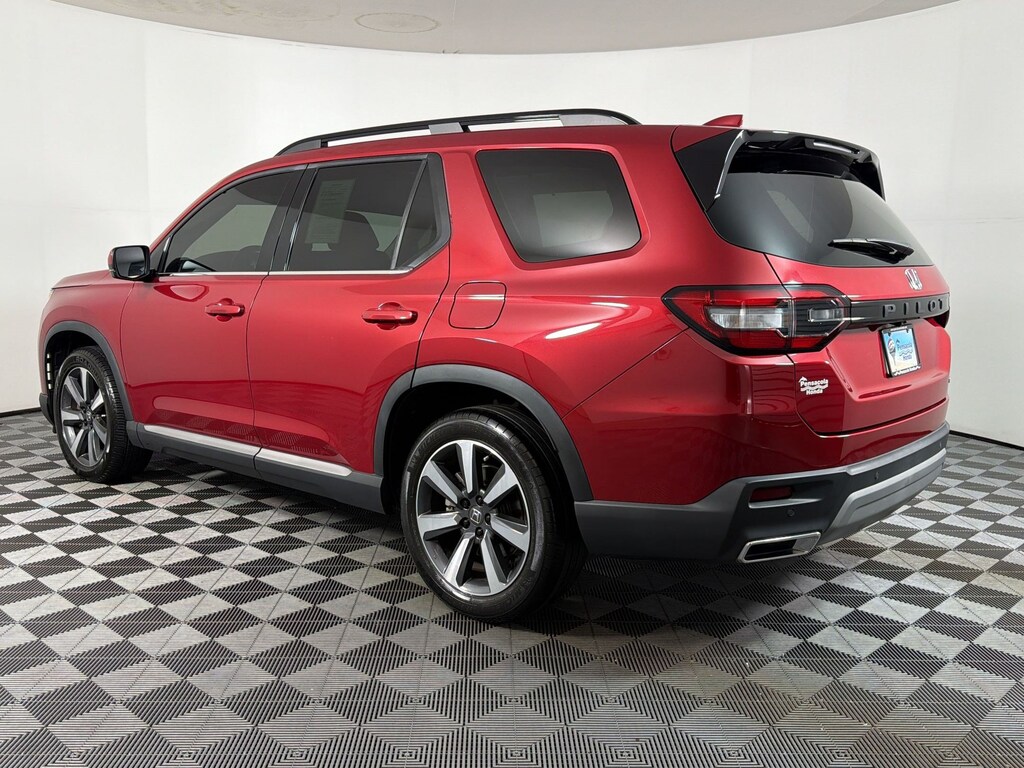 Used 2023 Honda Pilot Touring SUV