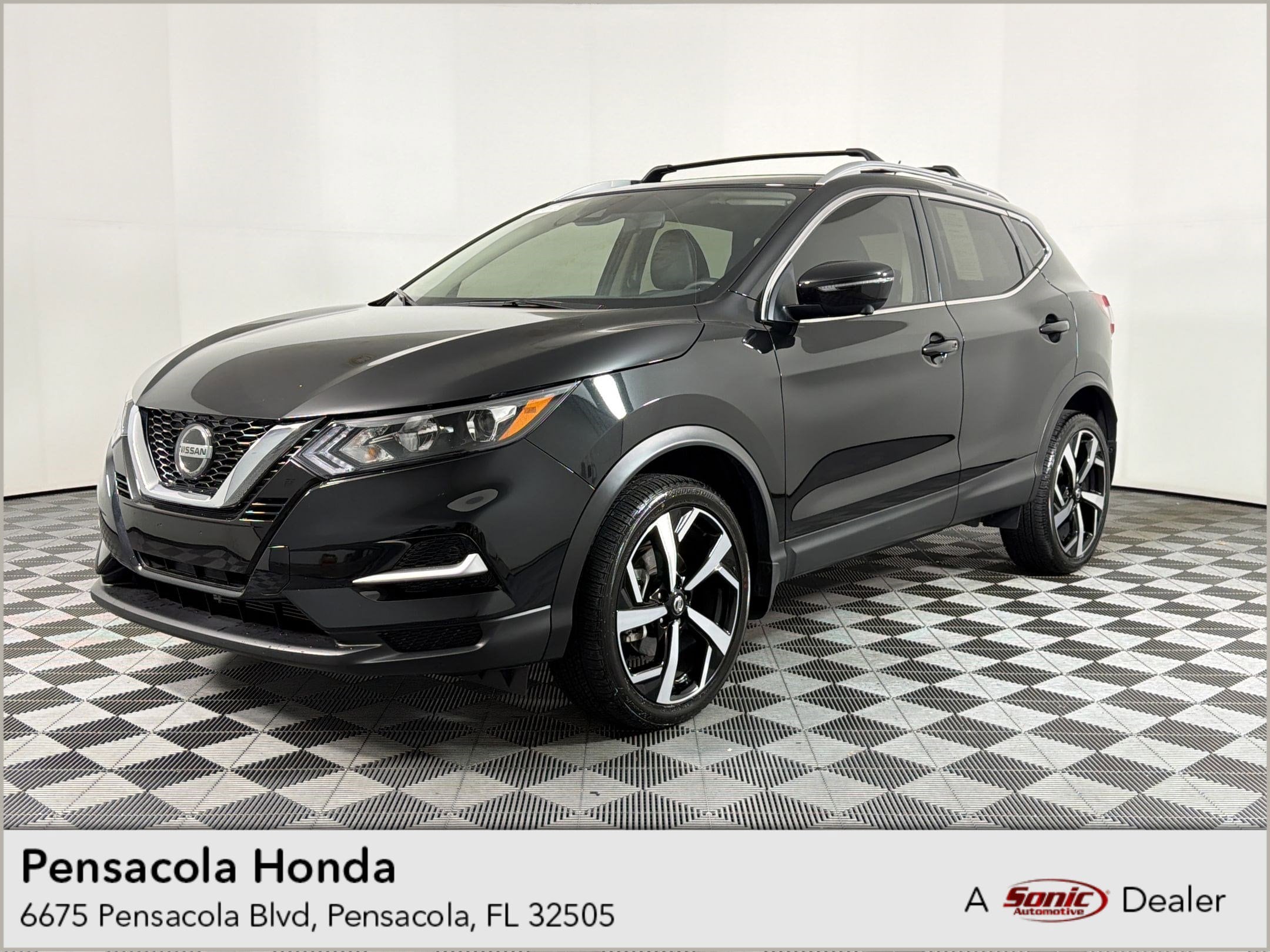 2022 Nissan Rogue Sport SL FWD's photo
