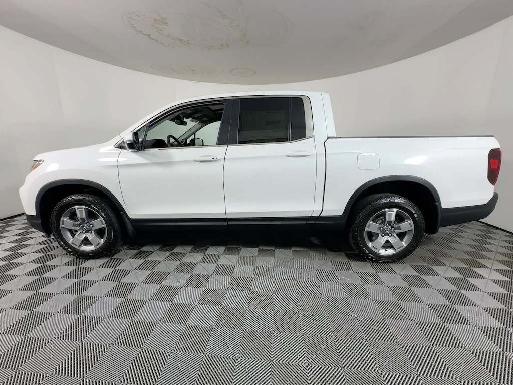 New 2026 Honda Ridgeline RTL Truck Crew Cab