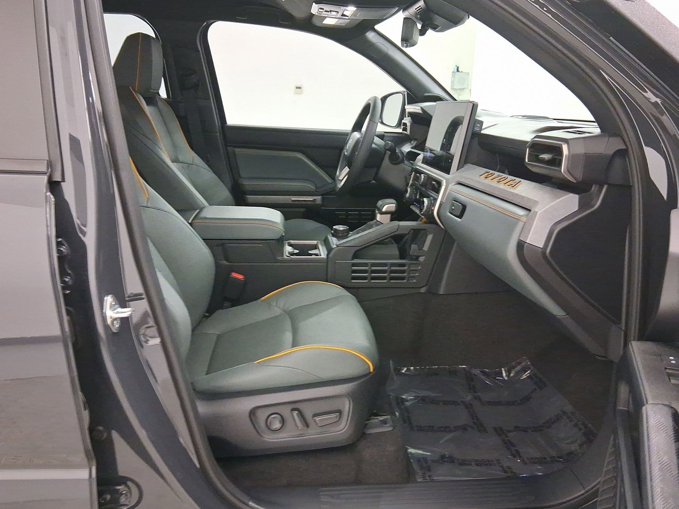 2025 Toyota 4Runner Trailhunter - Photo 31