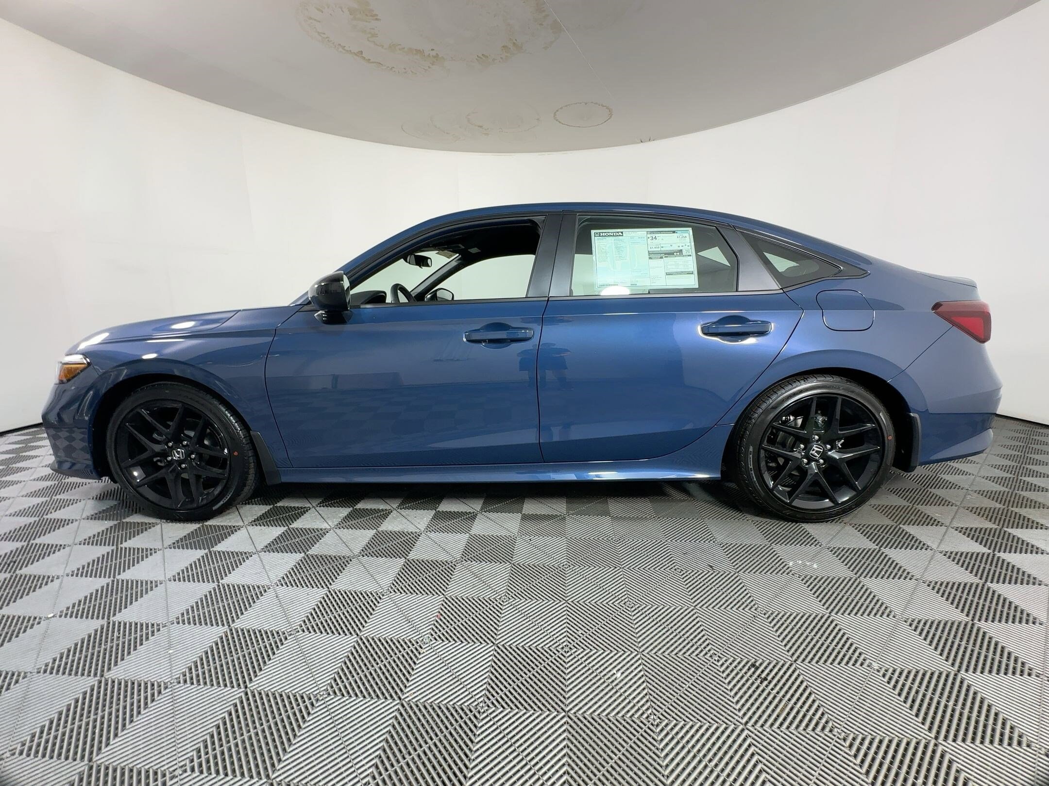2026 Honda Civic Sport photo 2