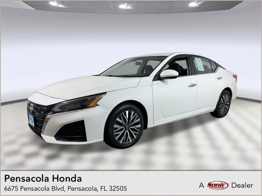 Used 2023 Nissan Altima 2.5 SV Sedan