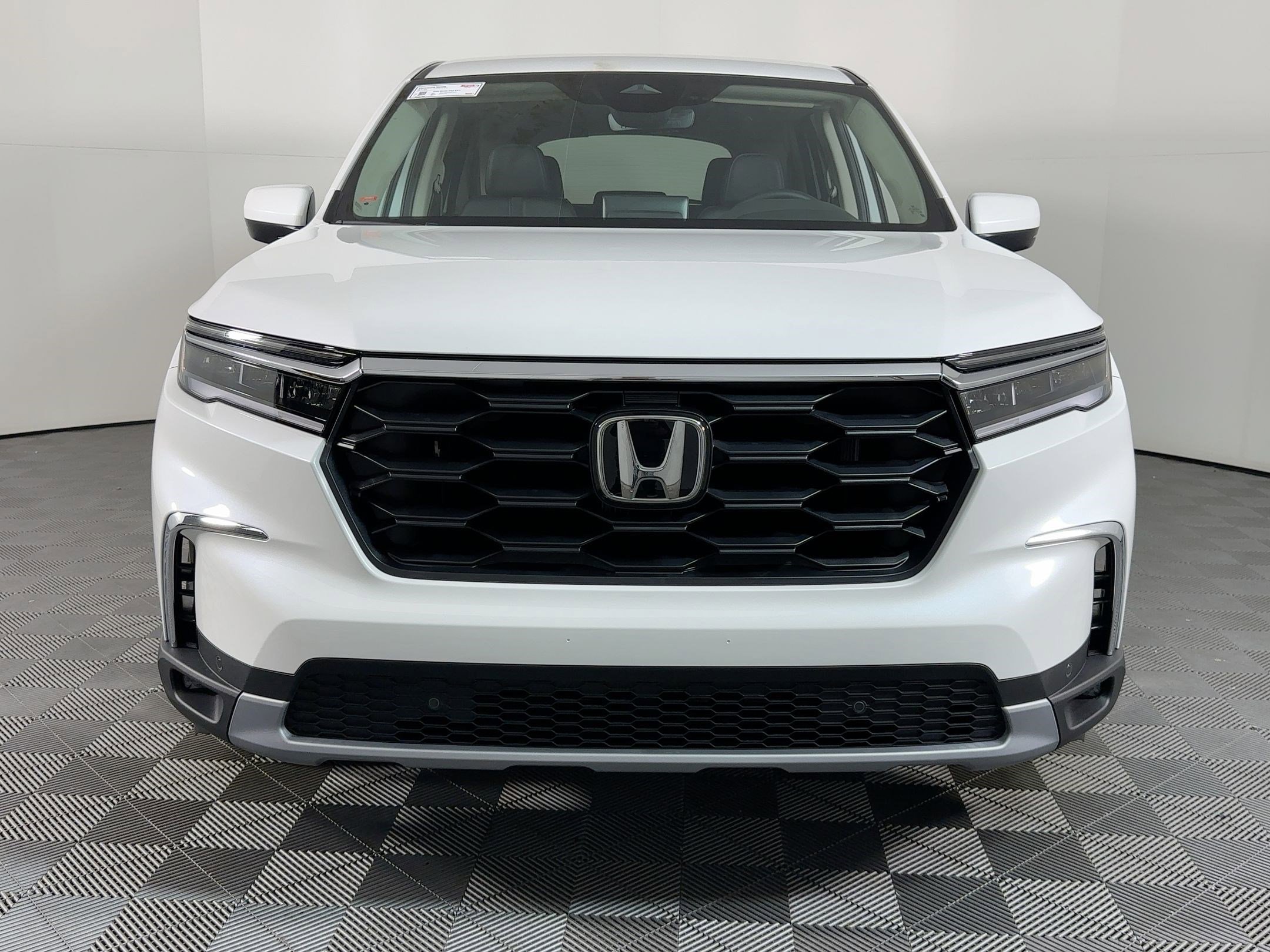 2025 Honda Pilot EX-L photo 3