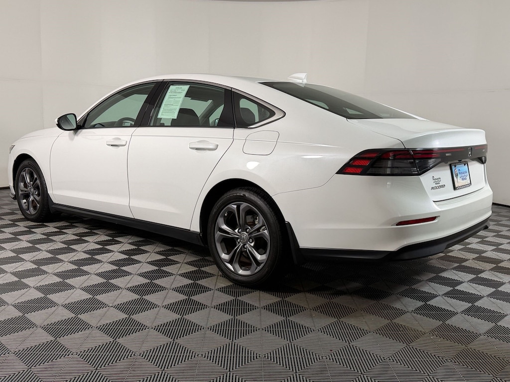 Used 2023 Honda Accord EX Sedan