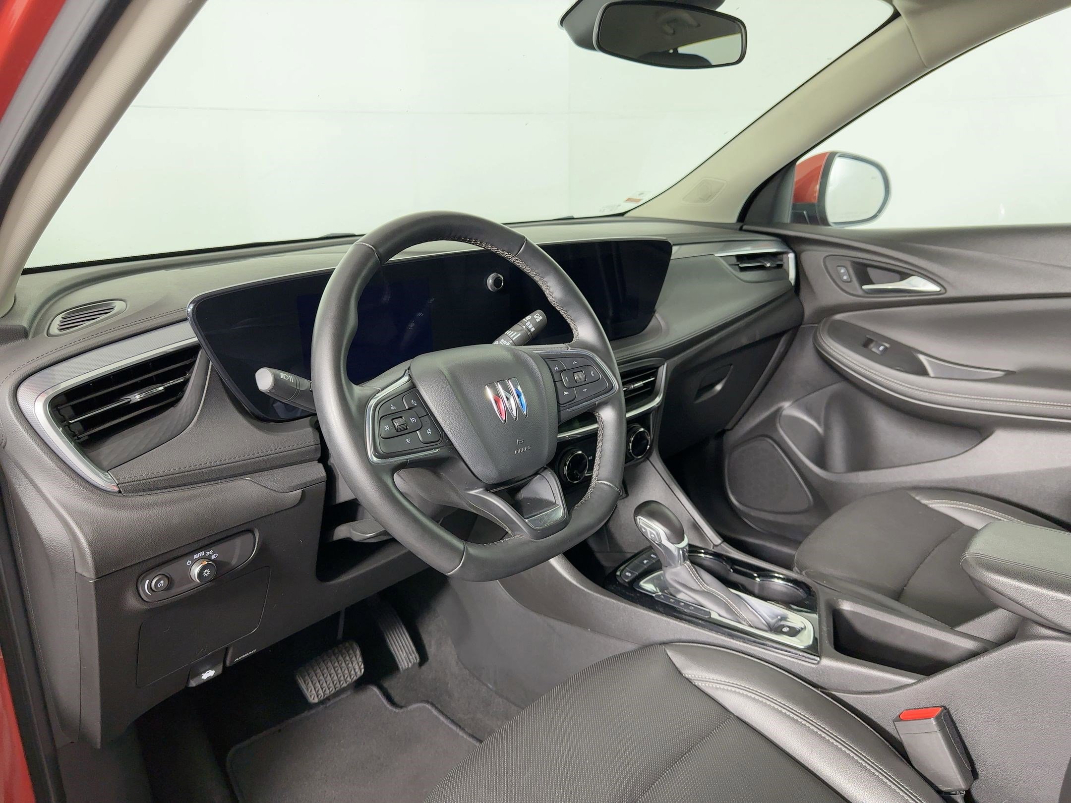 2024 Buick Encore GX Sport Touring photo 4