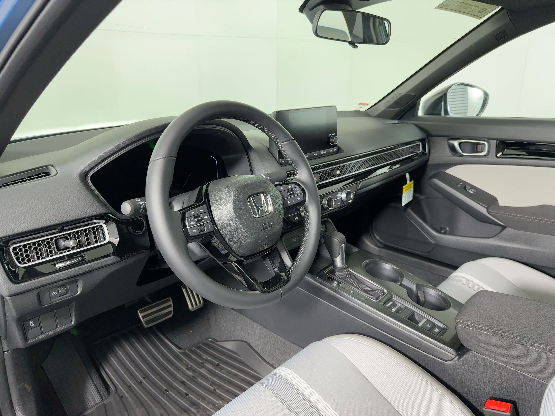 2026 Honda Civic Hybrid Sport photo 3