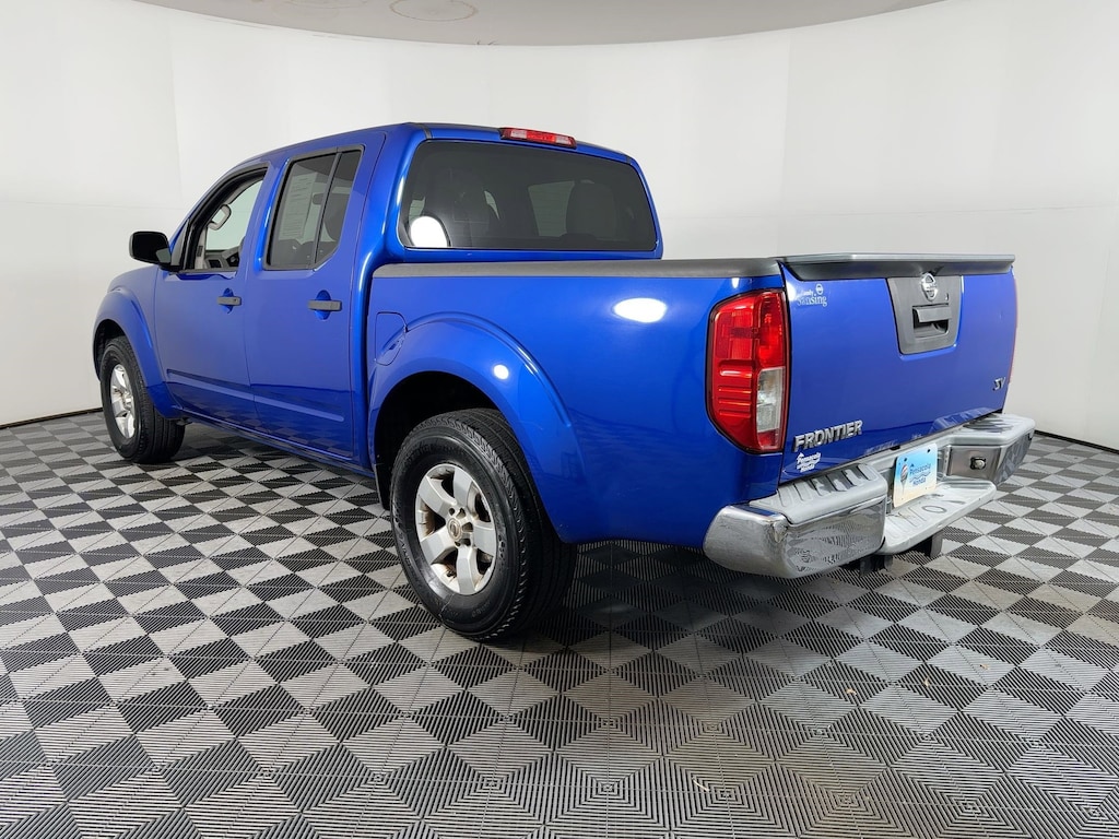 Used 2013 Nissan Frontier SV Truck Crew Cab