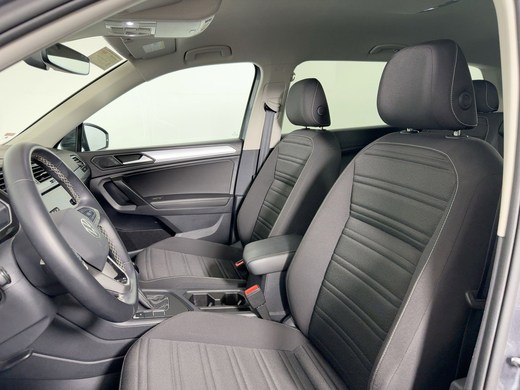 2024 Volkswagen Tiguan S photo 4