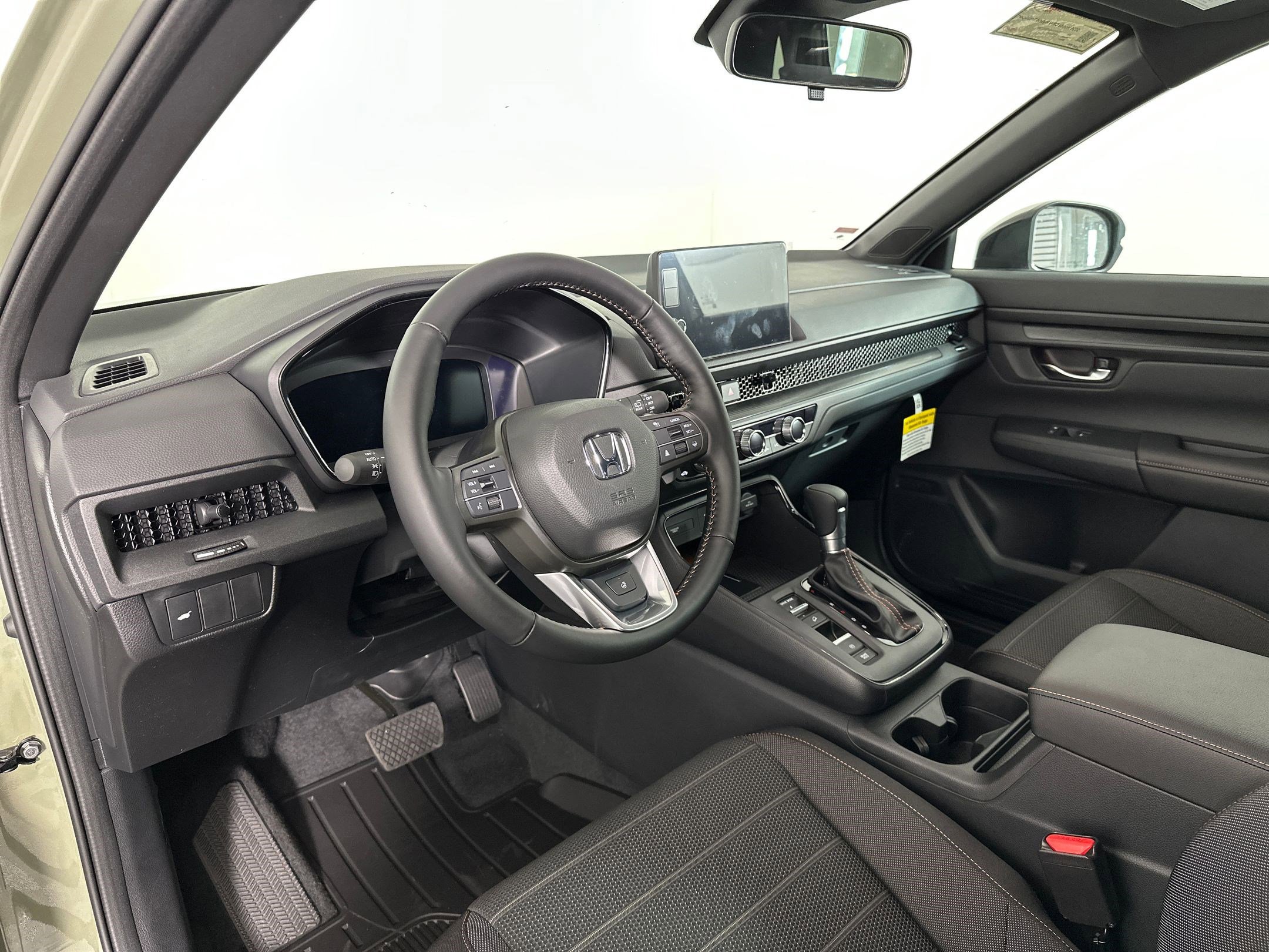 2026 Honda CR-V Hybrid photo 3