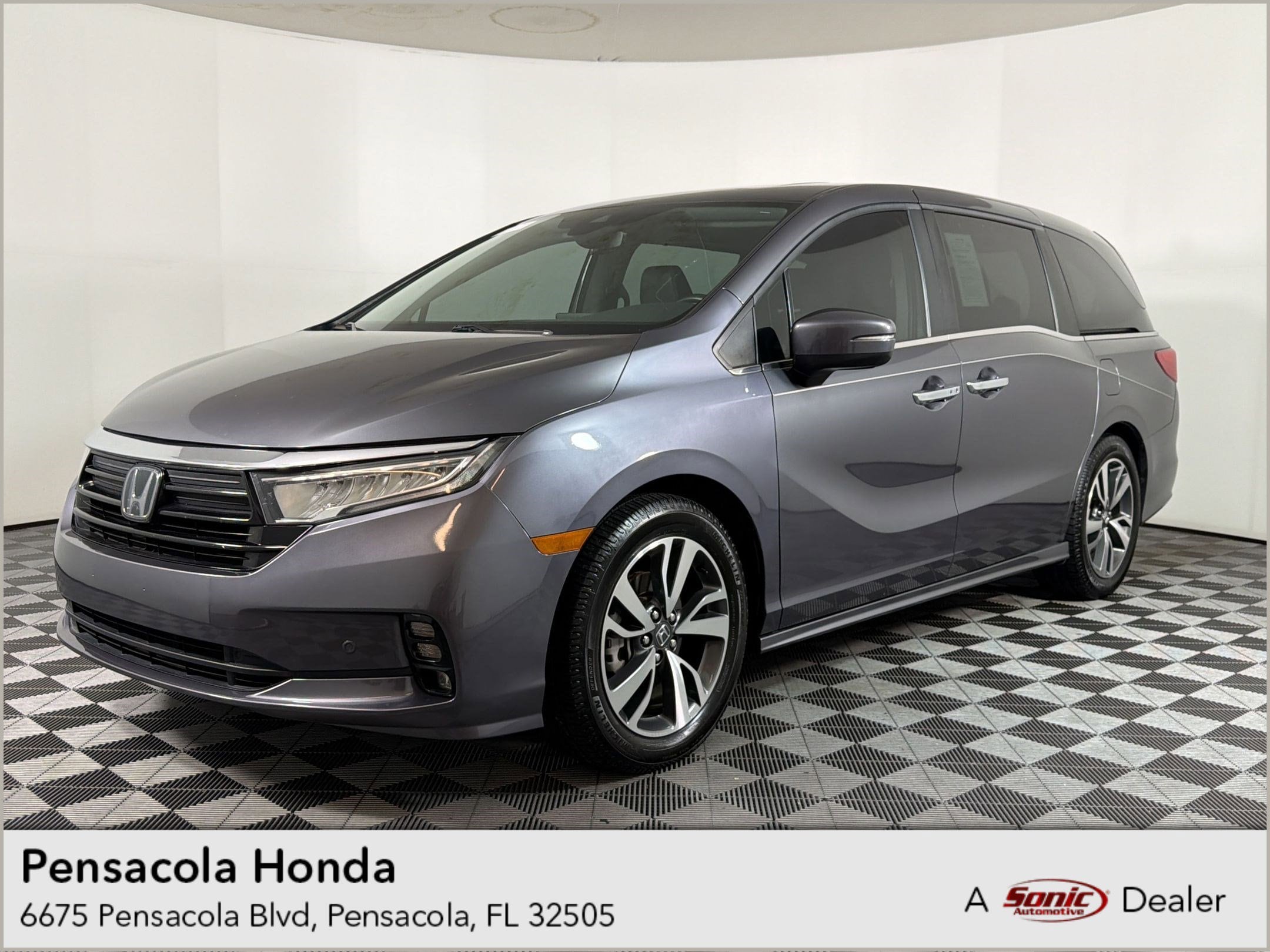 2022 Honda Odyssey Touring's photo