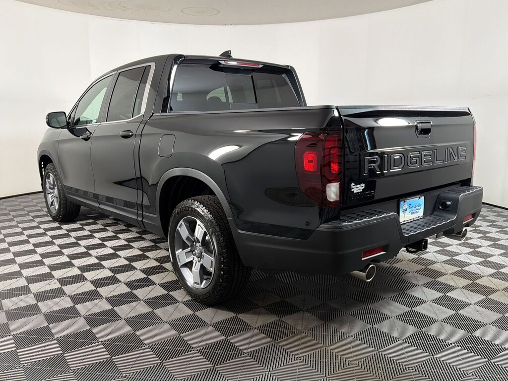 New 2026 Honda Ridgeline RTL Truck Crew Cab