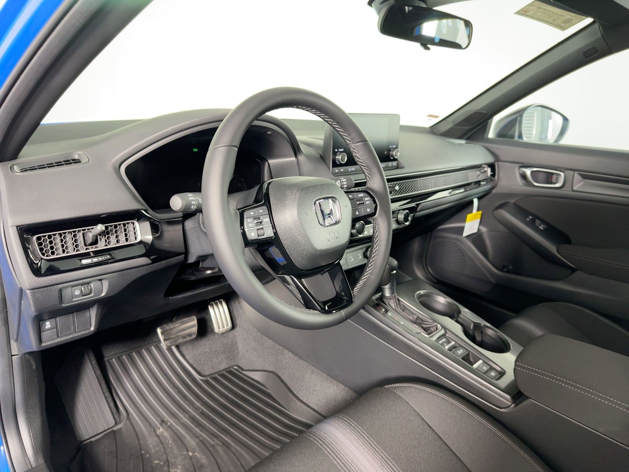 2026 Honda Civic Sport Hatchback photo 4