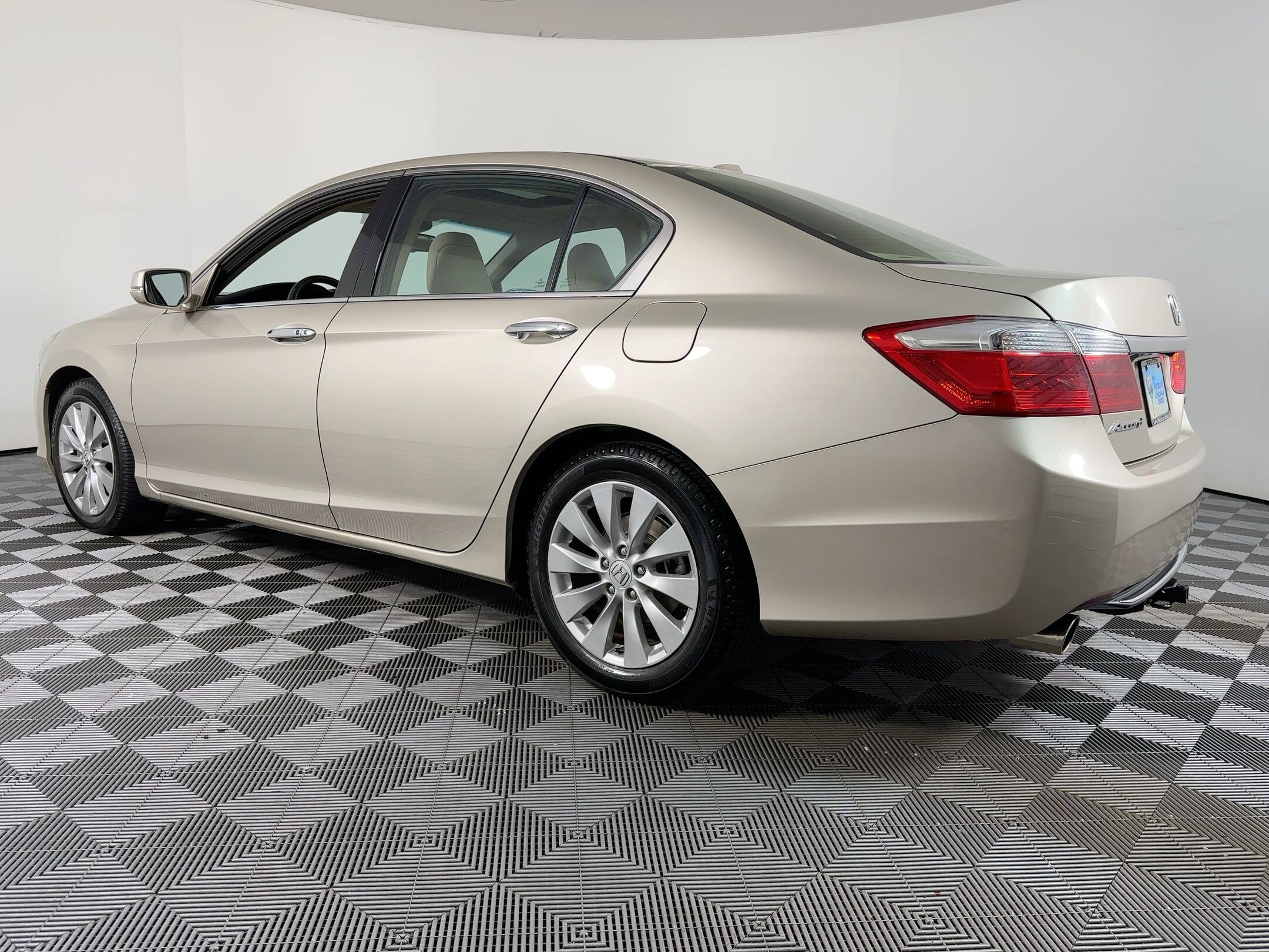2014 Honda Accord EX-L V6 photo 3