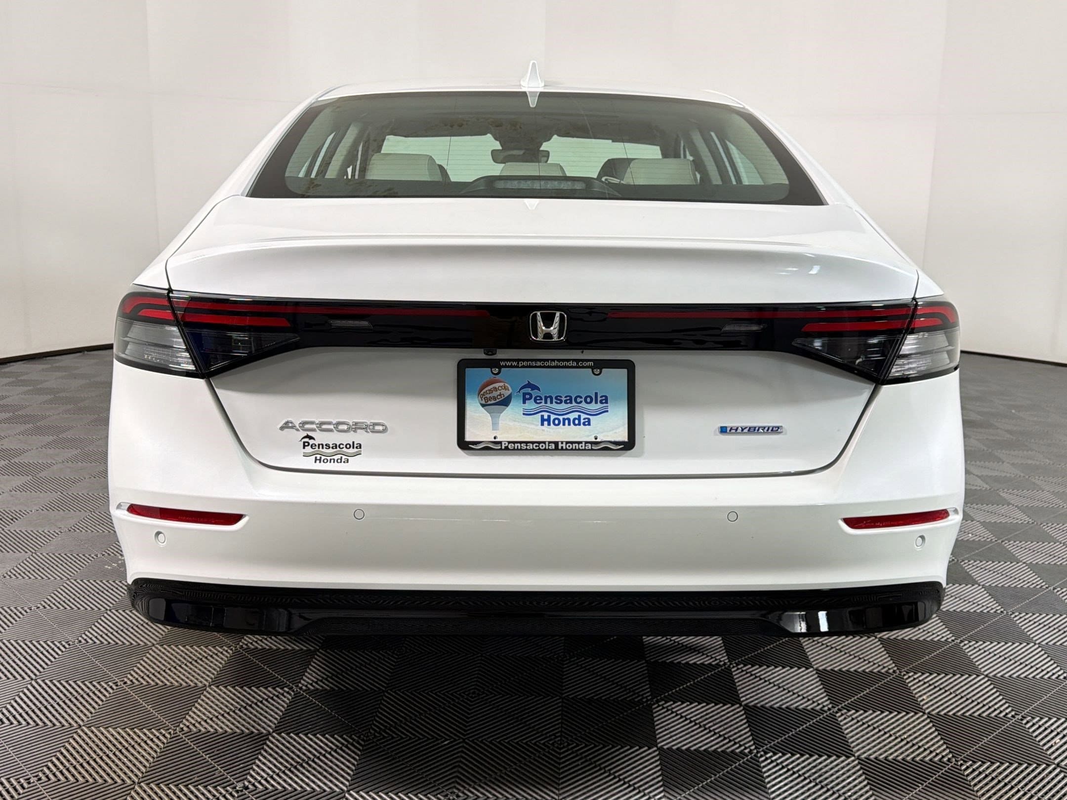 2026 Honda Accord Hybrid EX-L - Photo 7