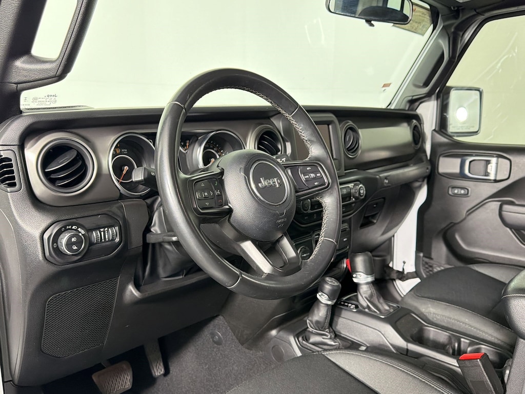 Used 2022 Jeep Gladiator Sport S Truck Crew Cab