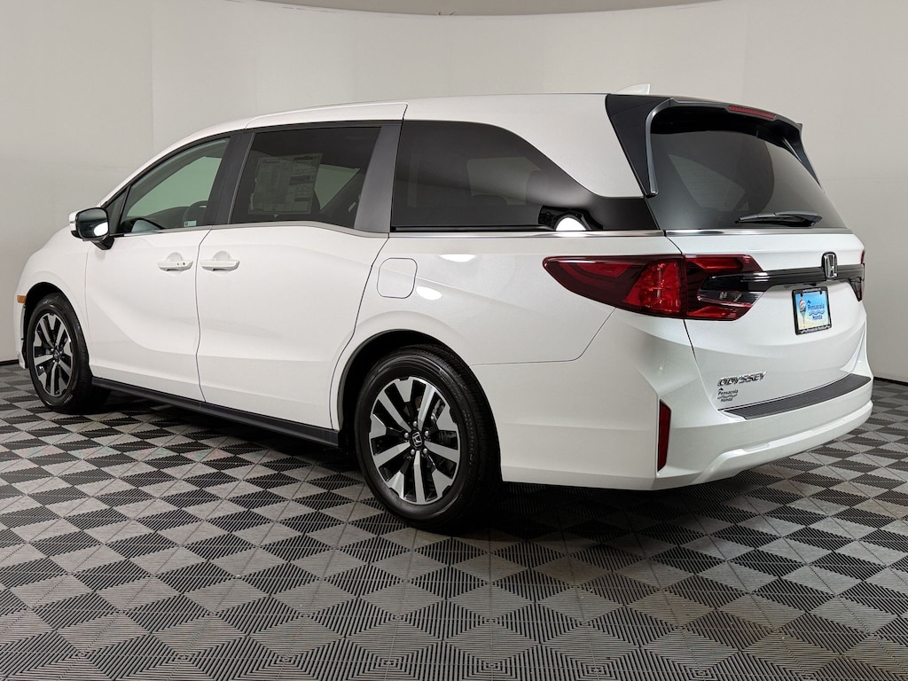 New 2026 Honda Odyssey EX-L Van Passenger