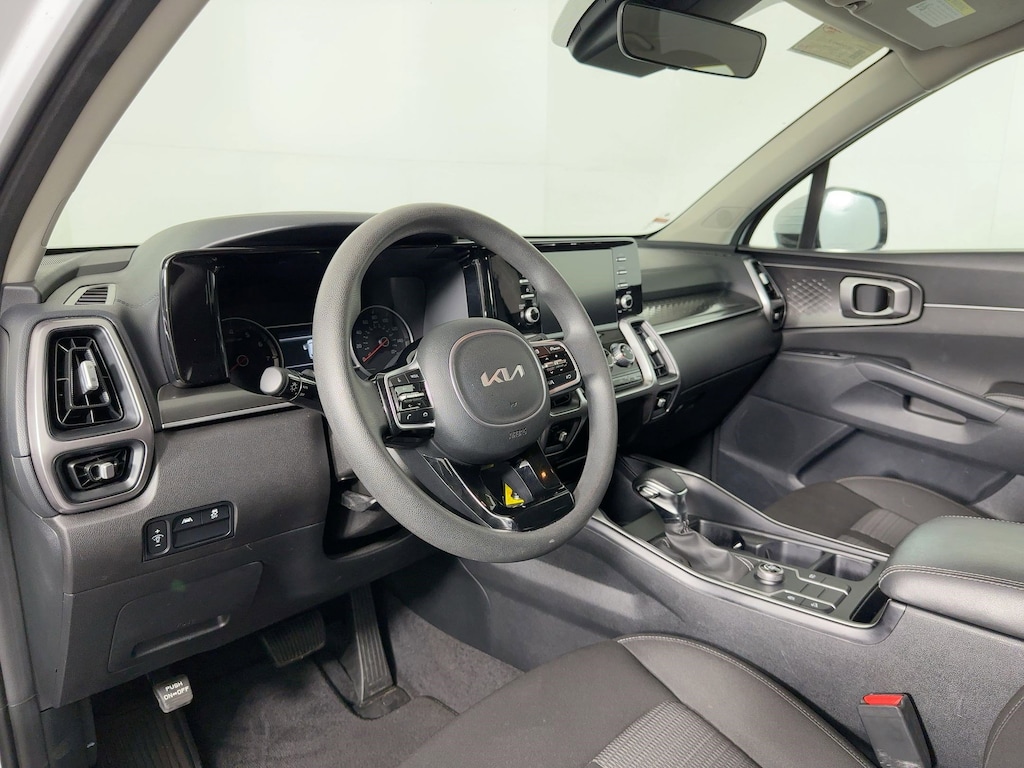 Used 2023 Kia Sorento LX SUV