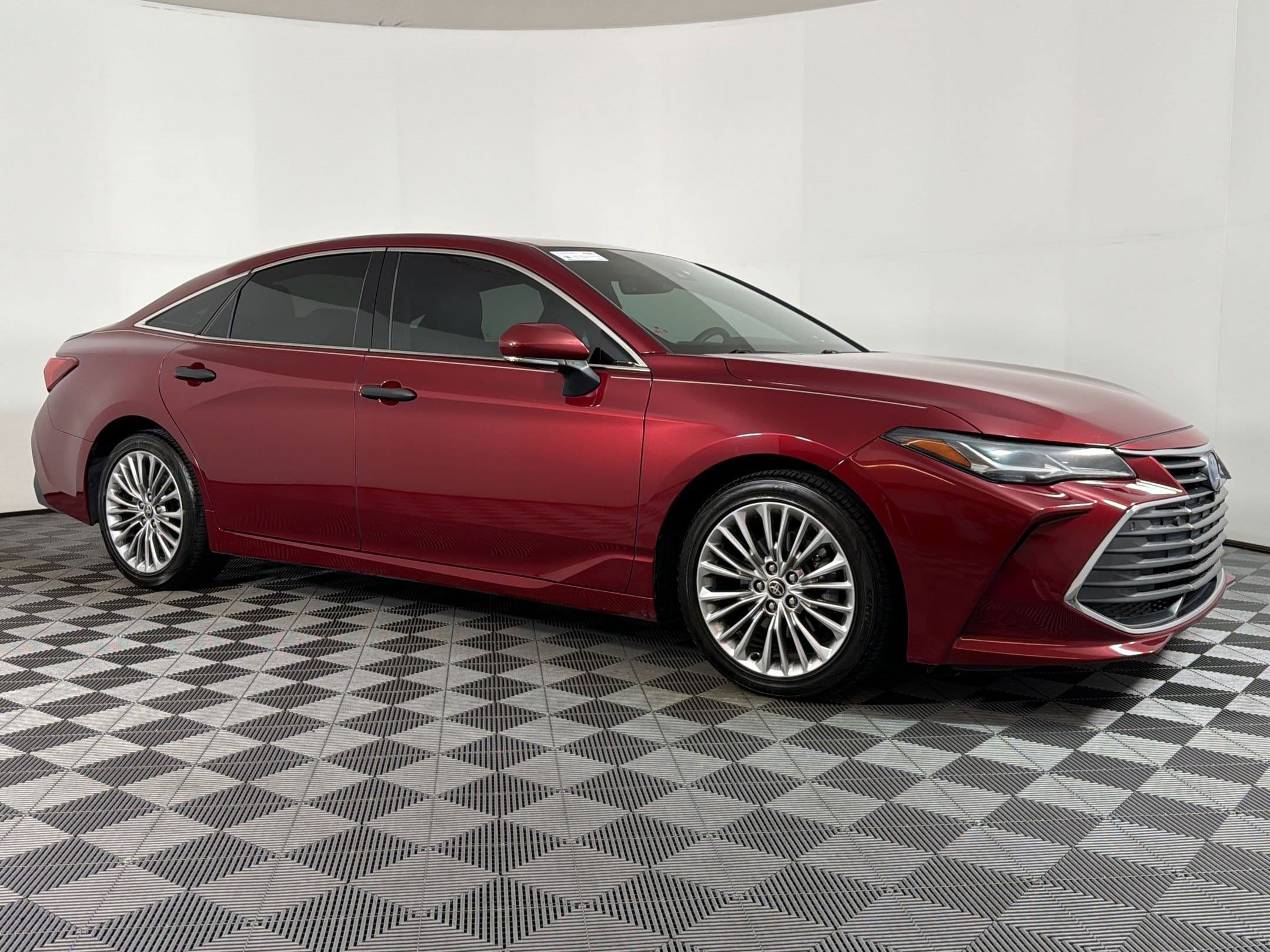 Avalon Hybrid Hybrid Limited Sedan