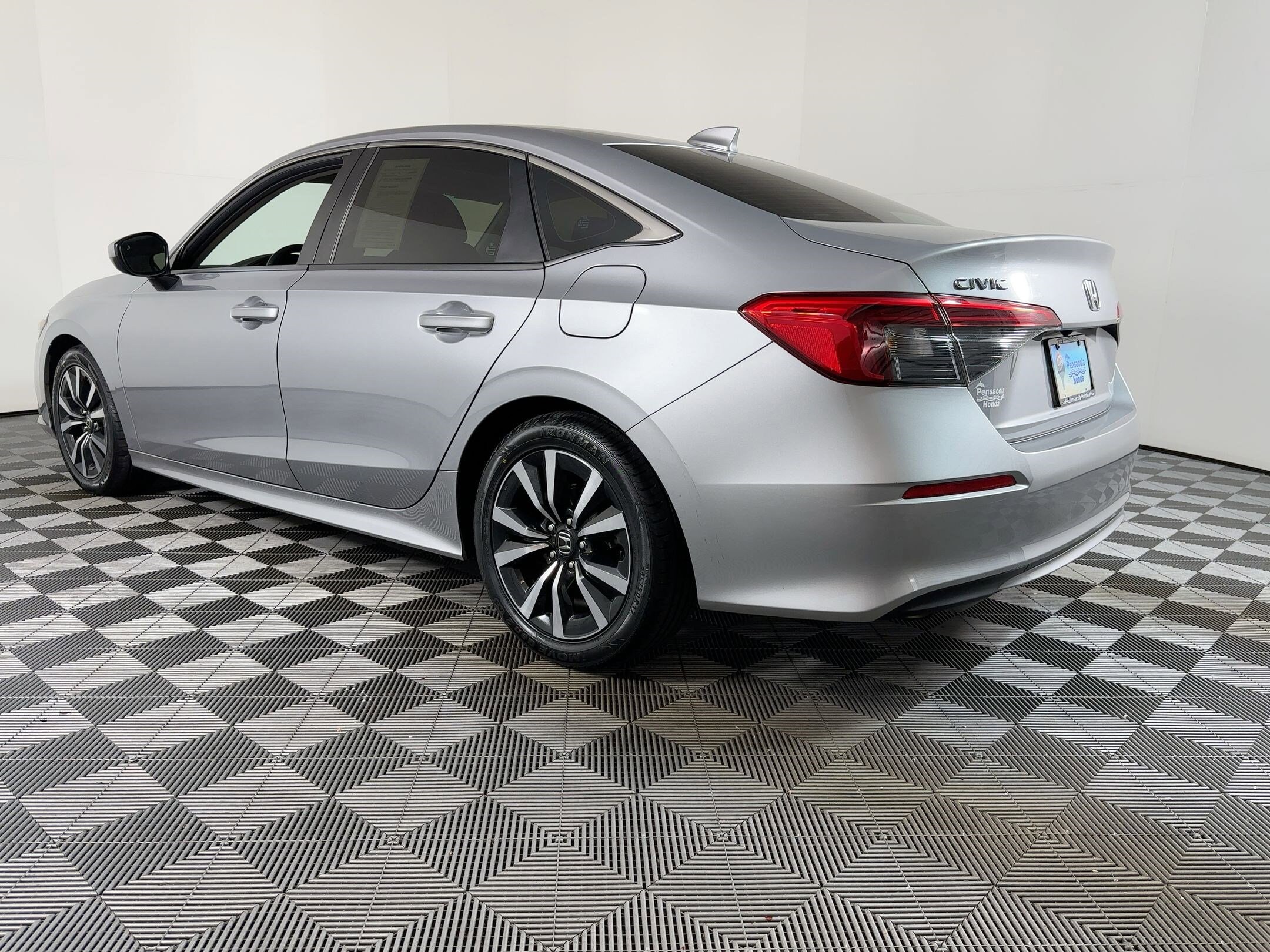 2023 Honda Civic EX photo 3