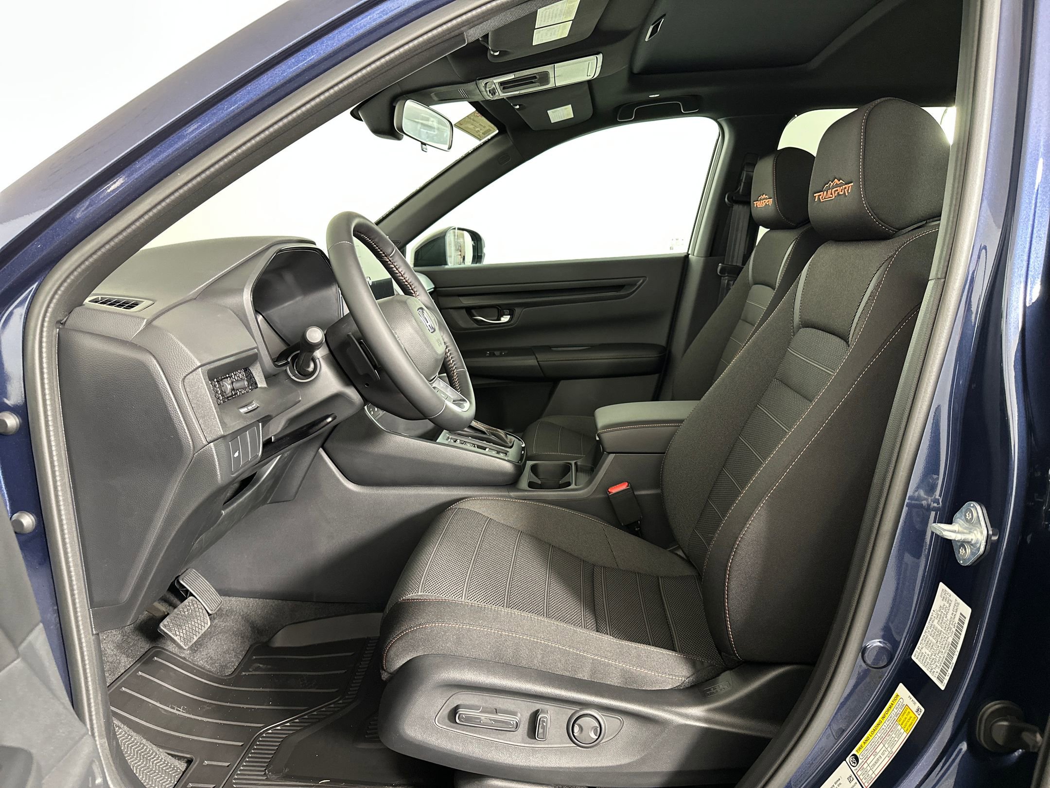 2026 Honda CR-V Hybrid photo 2