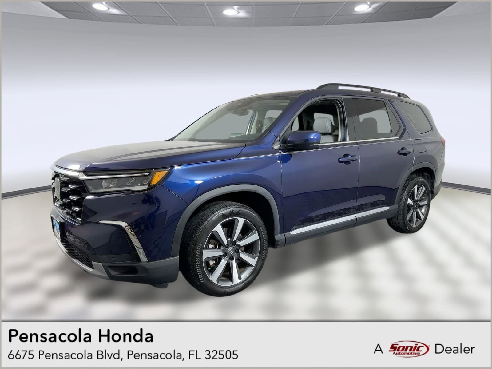 2023 Honda Pilot Touring's photo