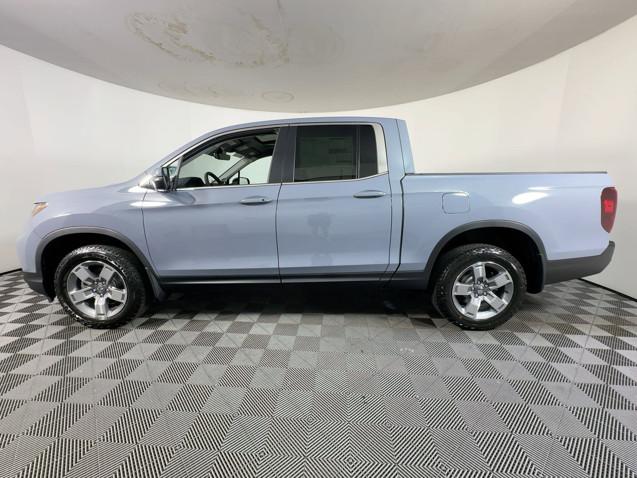 2026 Honda Ridgeline RTL photo 2