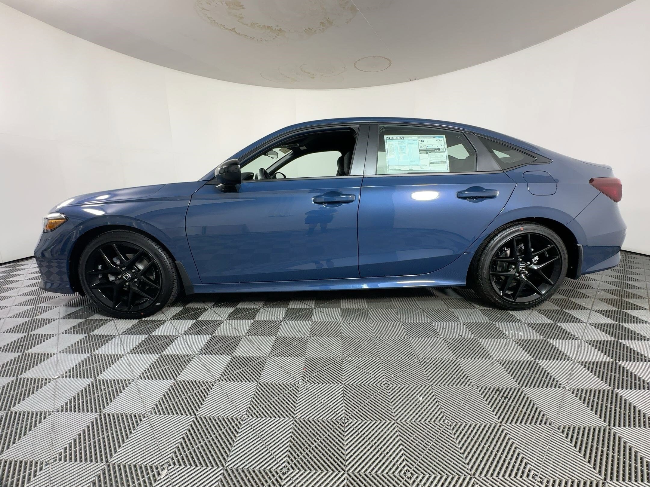 2026 Honda Civic Sport photo 2