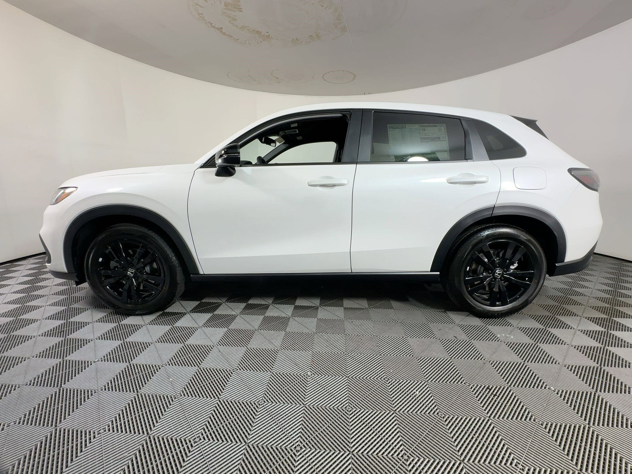 2026 Honda HR-V Sport photo 2