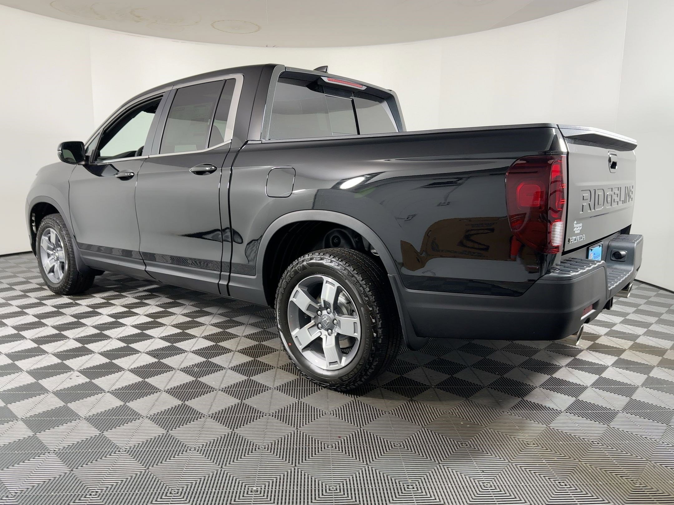 2026 Honda Ridgeline RTL photo 3