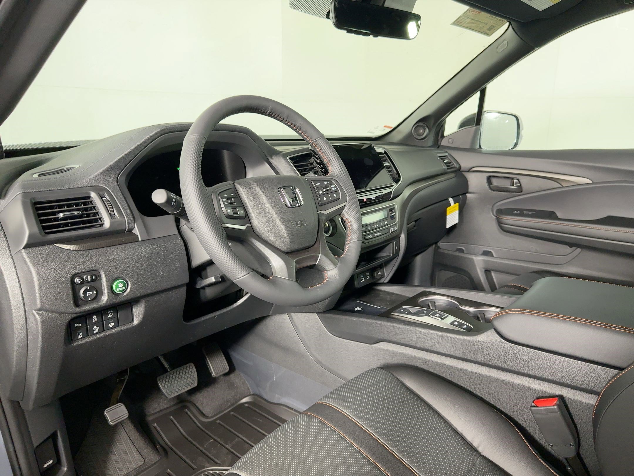 2026 Honda Ridgeline TrailSport photo 3