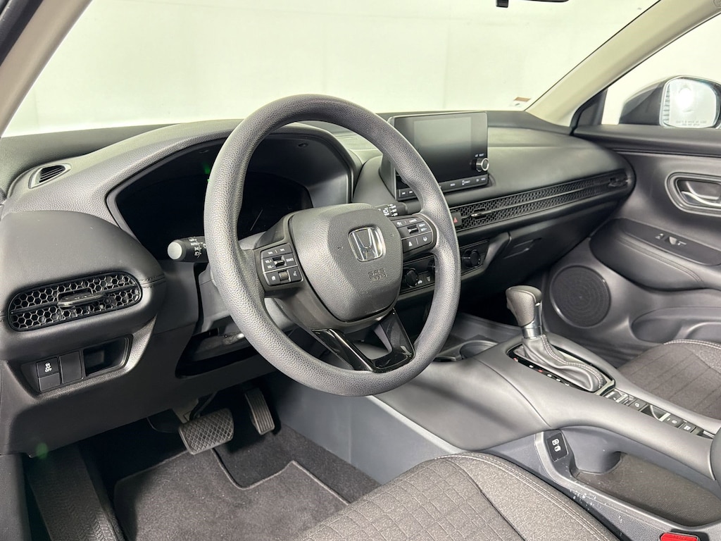 Used 2025 Honda HR-V LX SUV