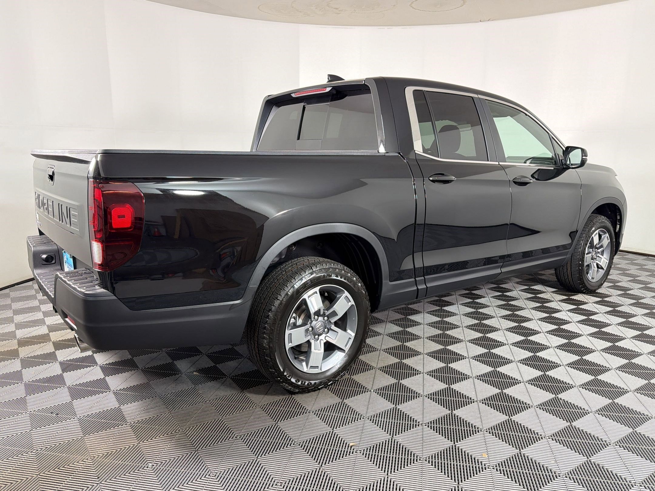 2026 Honda Ridgeline RTL - Photo 8