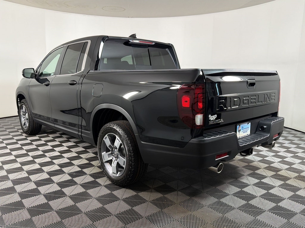New 2026 Honda Ridgeline RTL Truck Crew Cab