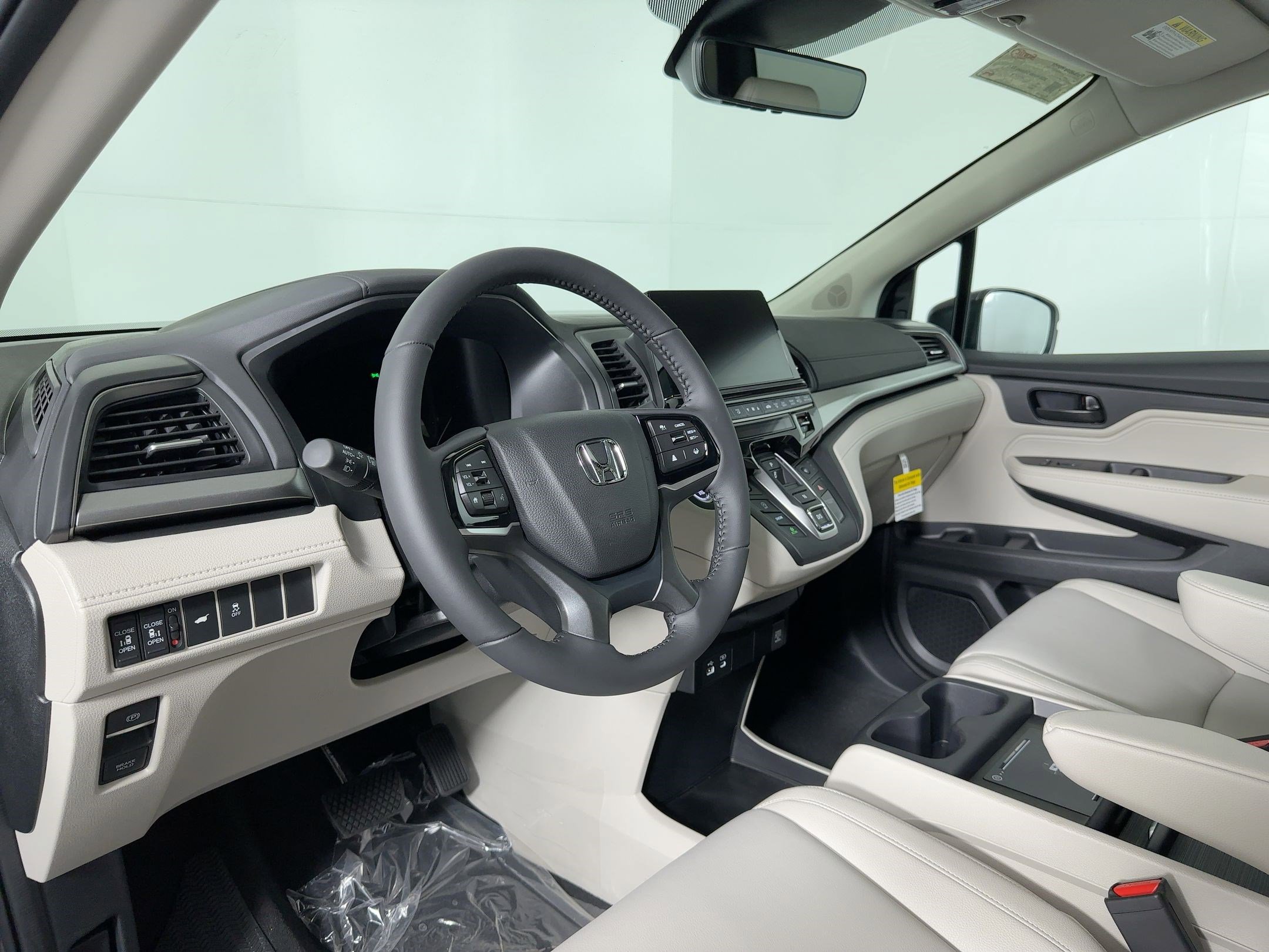 2026 Honda Odyssey EX-L photo 3