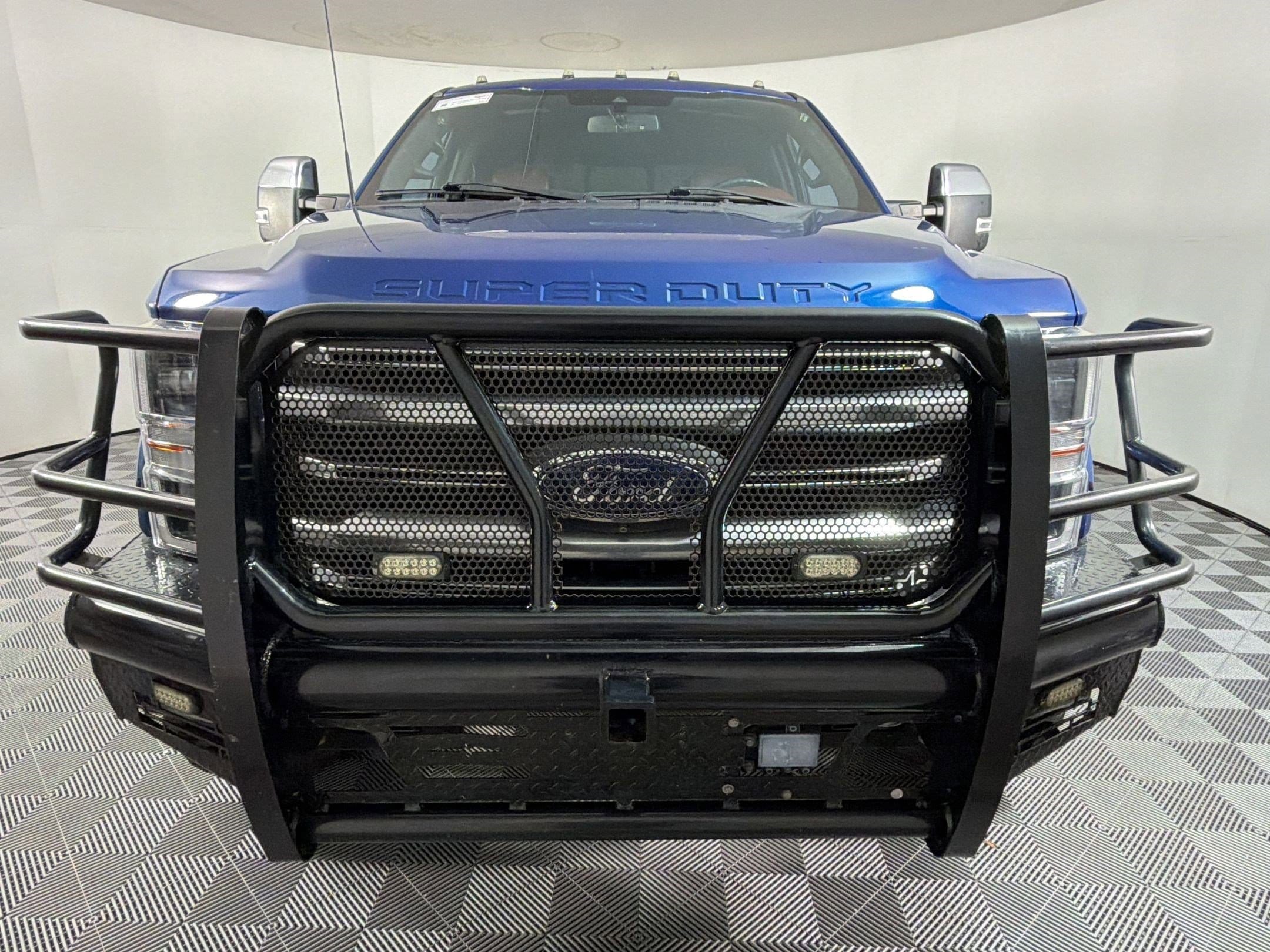 F-350 Platinum Truck Crew Cab