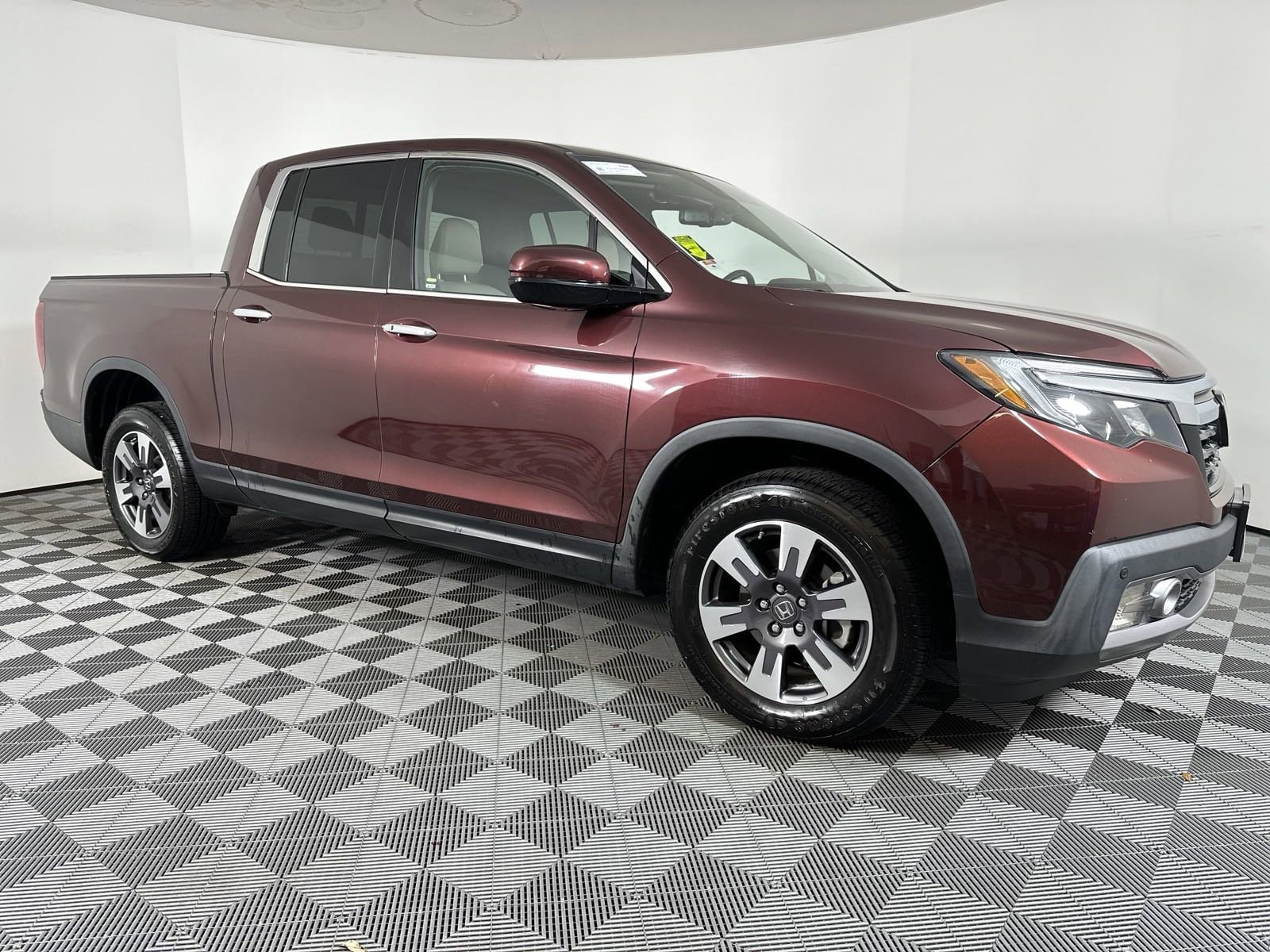 Used 2019 Honda Ridgeline RTL-E with VIN 5FPYK3F76KB014046 for sale in Pensacola, FL