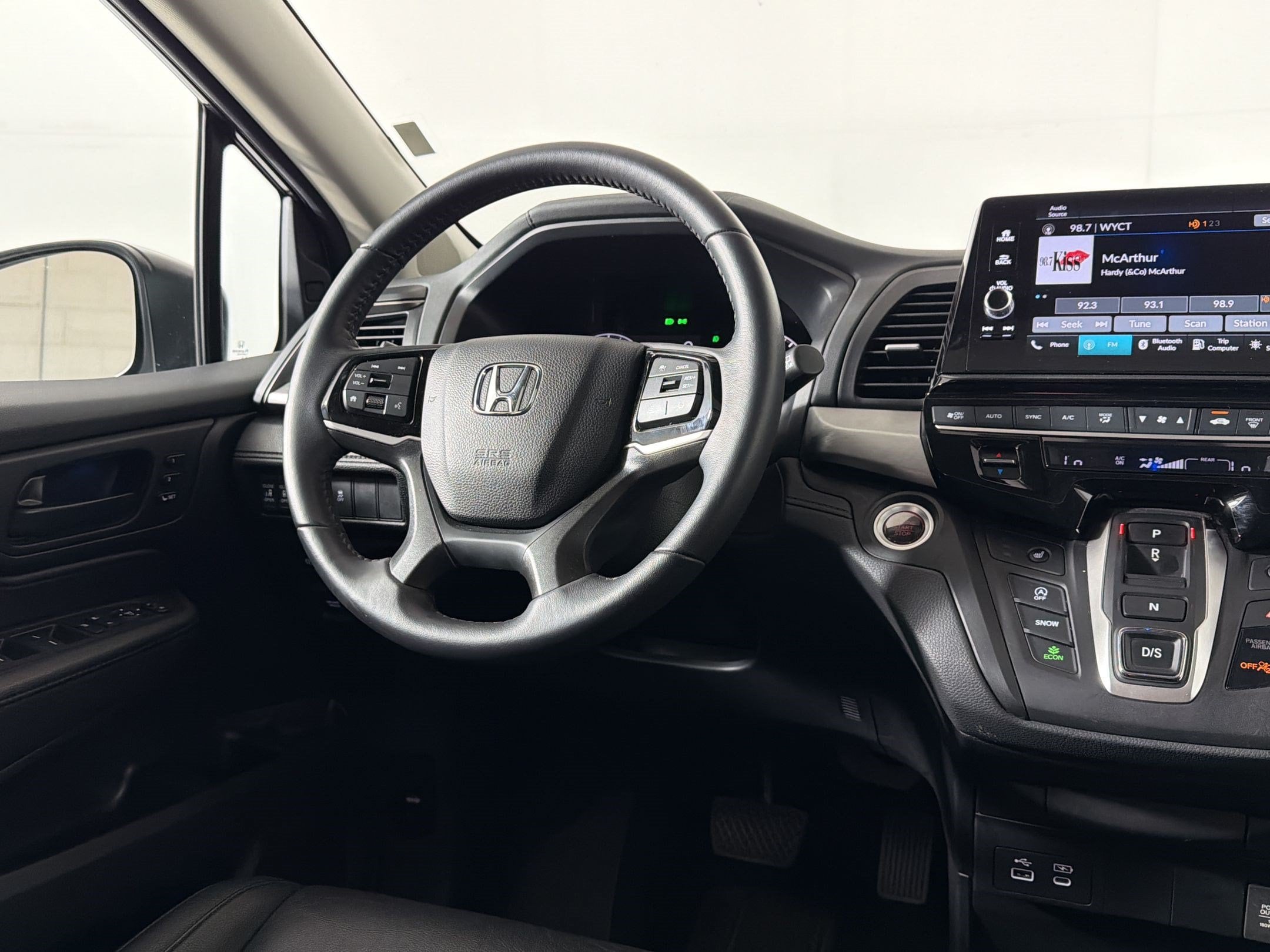 2025 Honda Odyssey EX-L - Photo 28