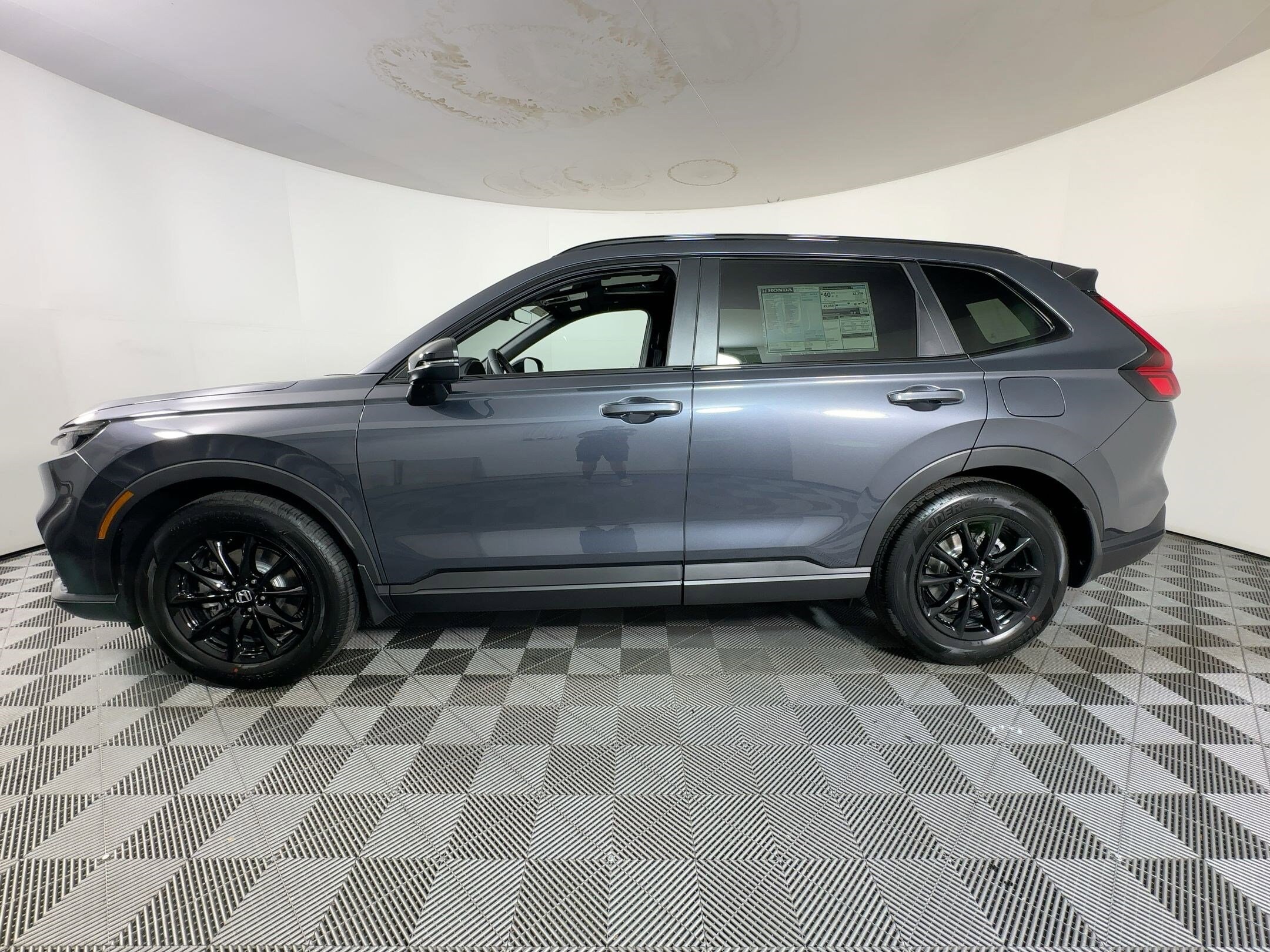 2026 Honda CR-V Hybrid Sport-L photo 2