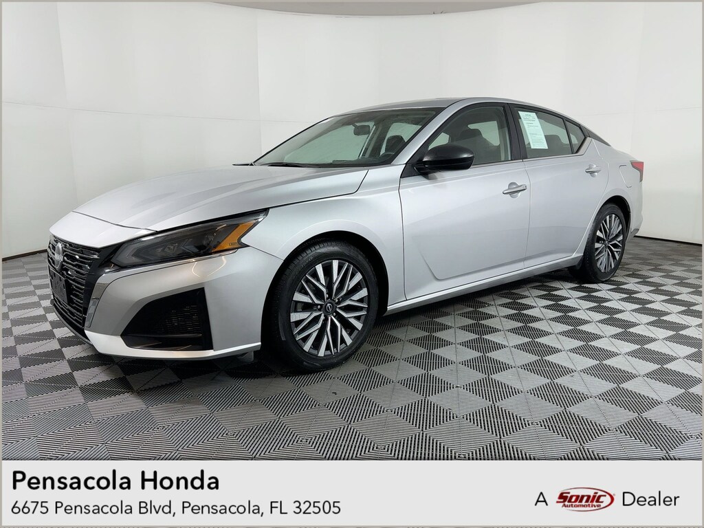 Used 2024 Nissan Altima 2.5 SV Sedan