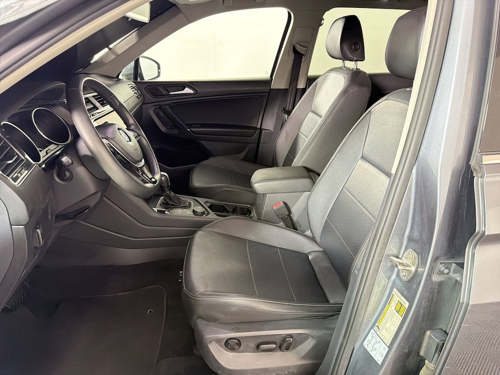 Used 2020 Volkswagen Tiguan SE SUV